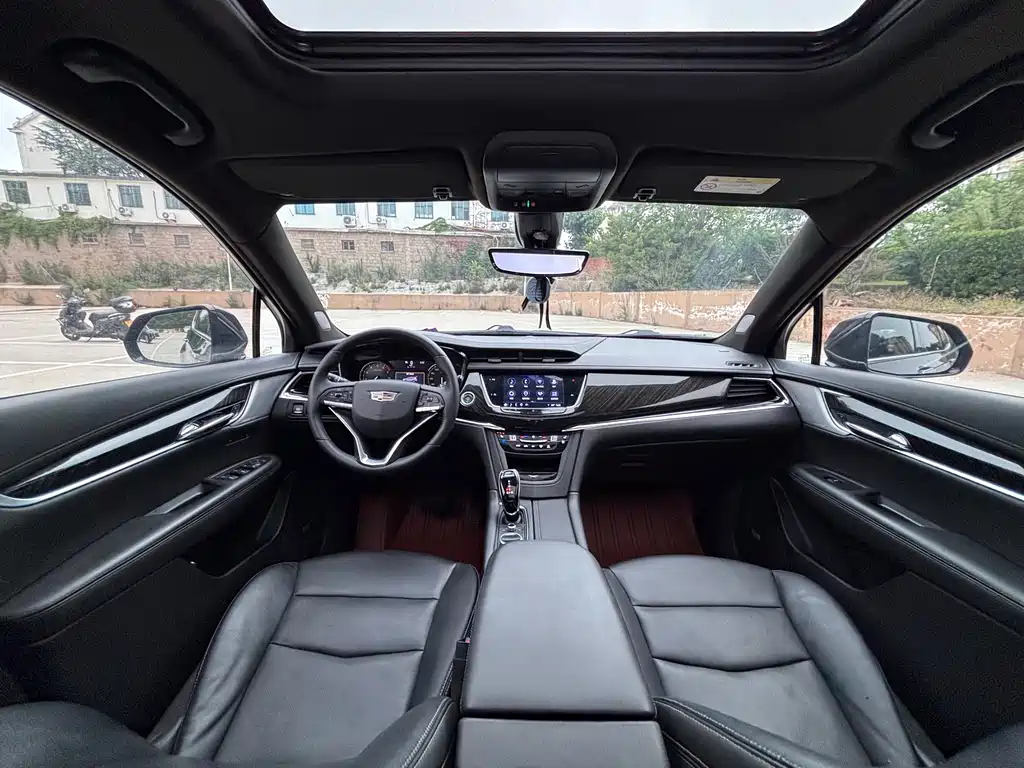 Cadillac XT6 2021 — фото 19