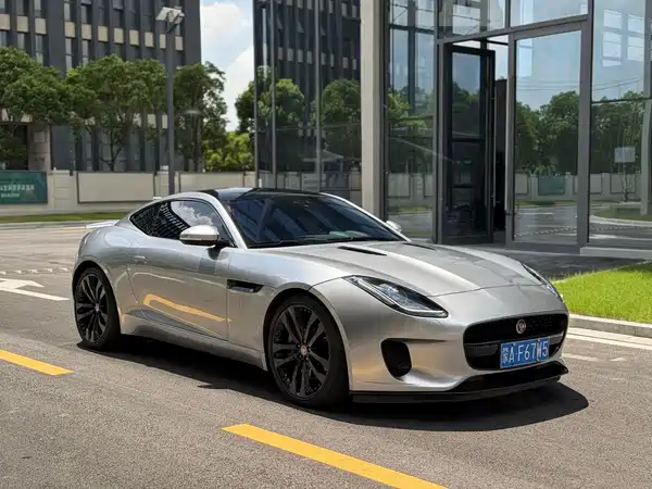 Jaguar F-TYPE 2019