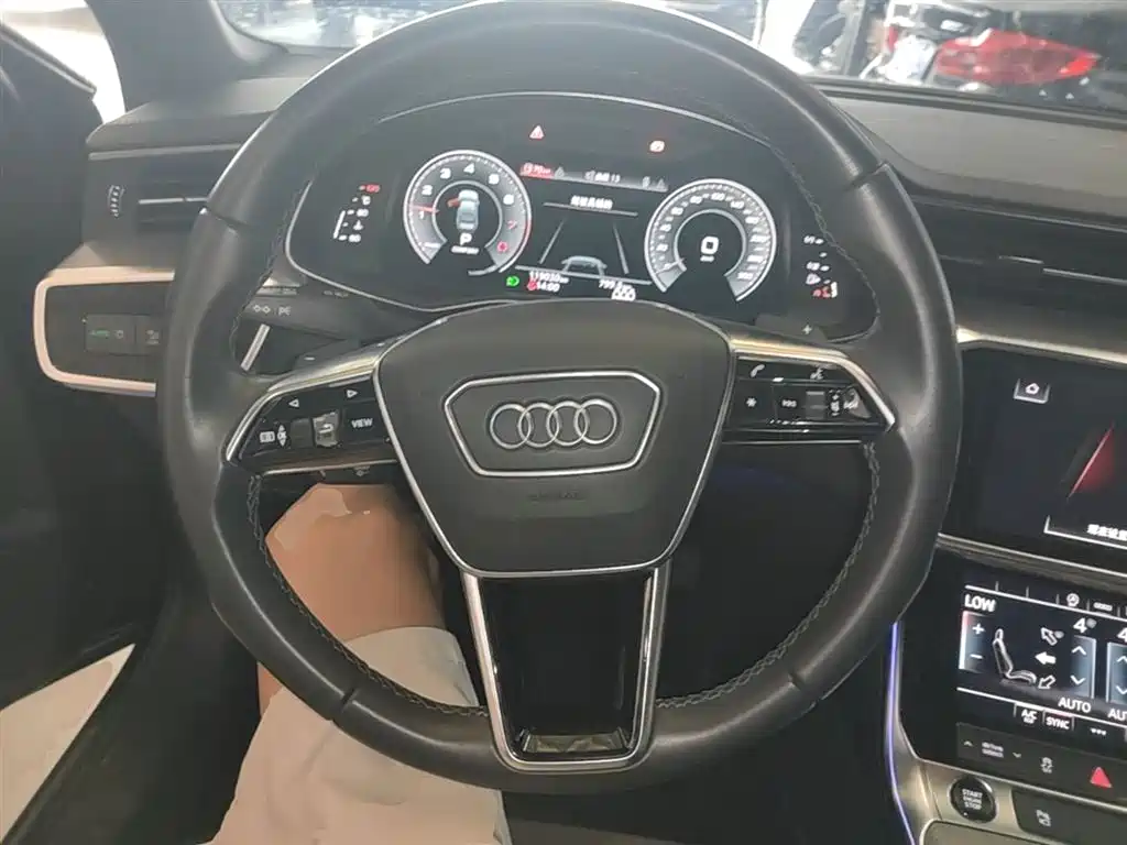 Audi A6L 2021 — фото 11