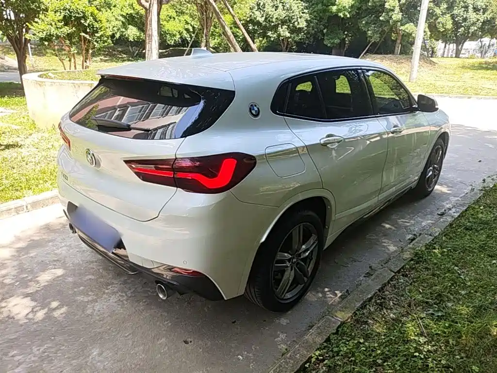 BMW X2 2022 — фото 7