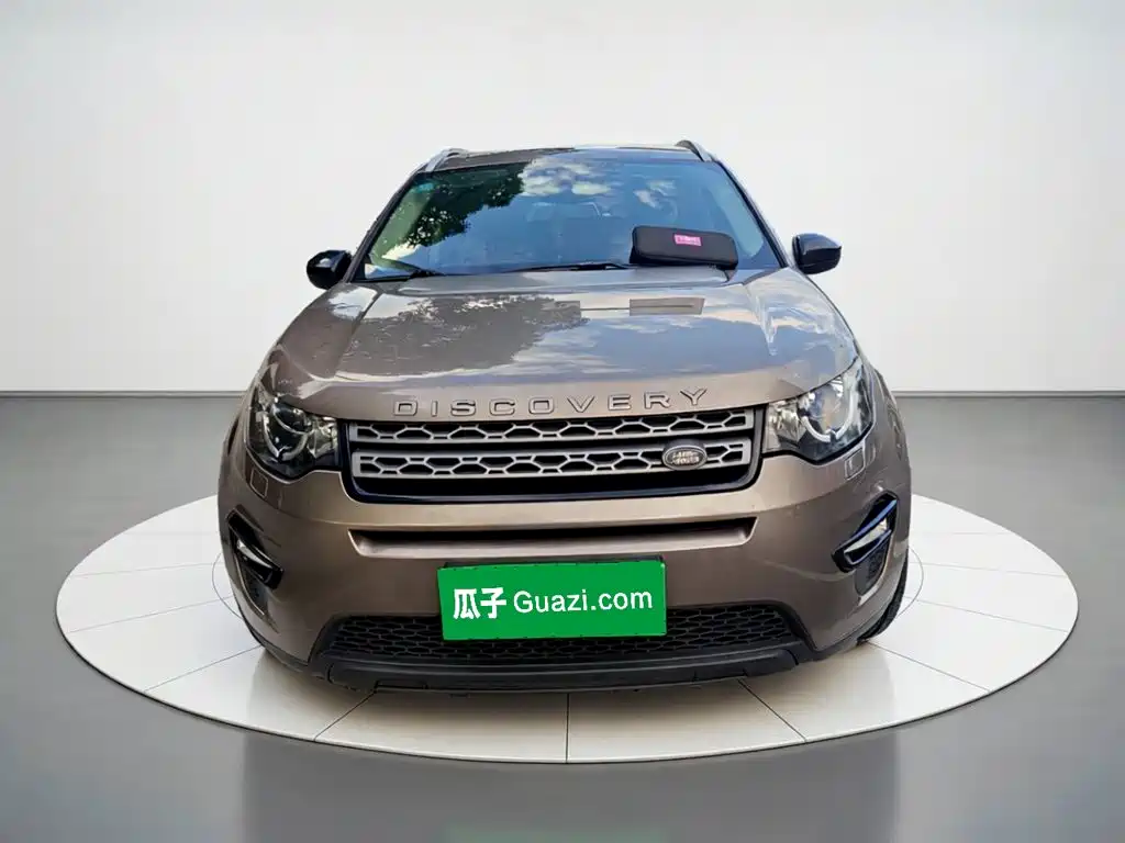 Land Rover Discovery Sport 2017 — фото 24