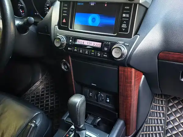 Toyota Prado 2017