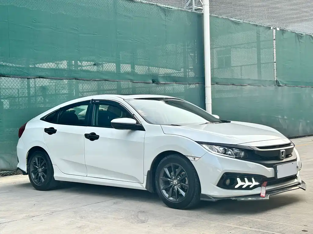 Honda Civic 2019 — фото 3