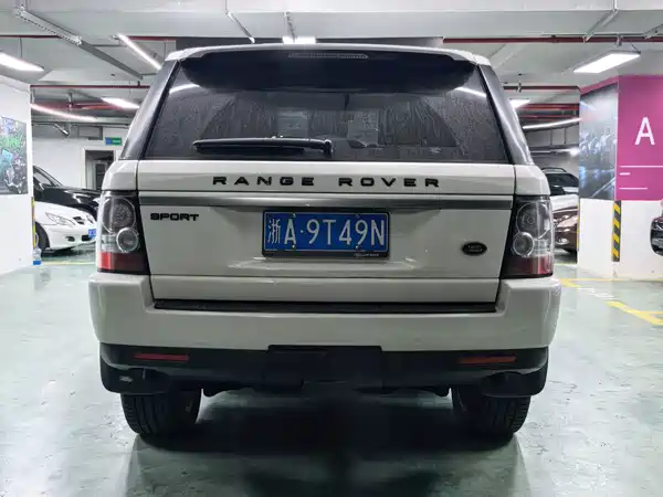 Land Rover Range Rover Sport 2013
