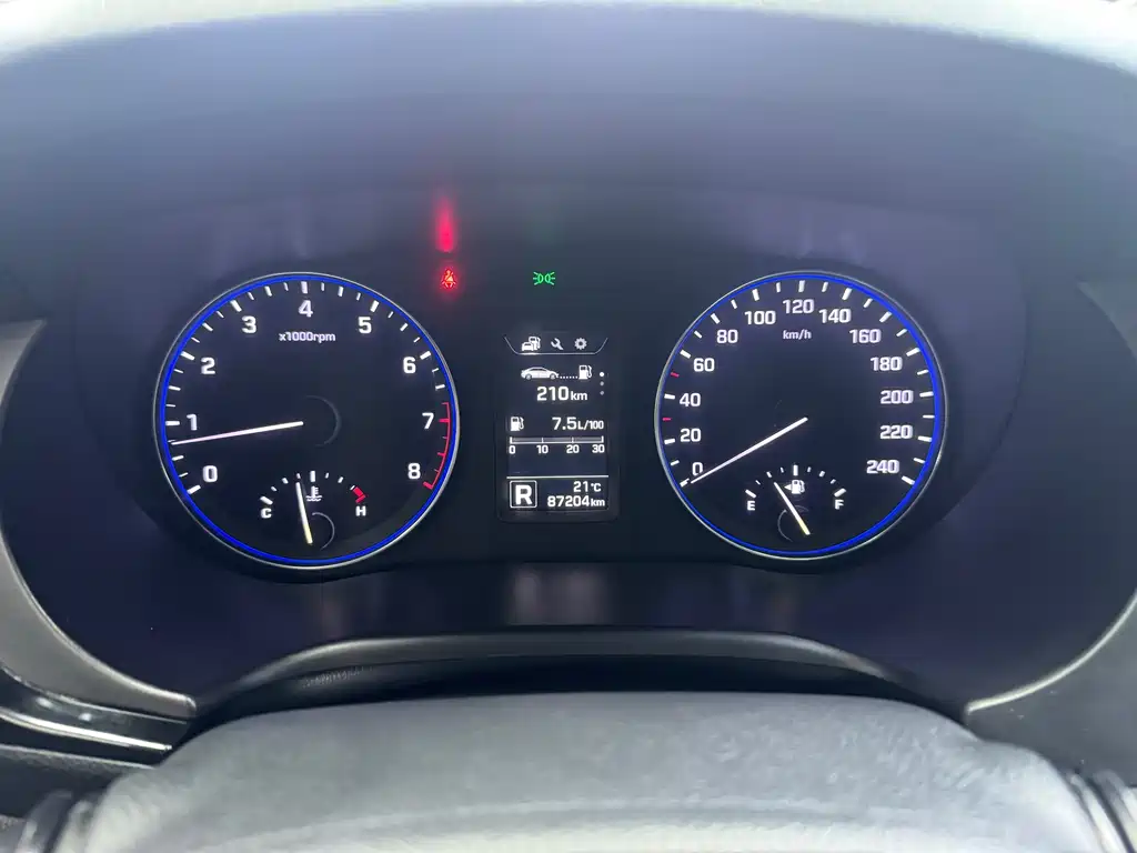 Hyundai Mistra 2015 — фото 12