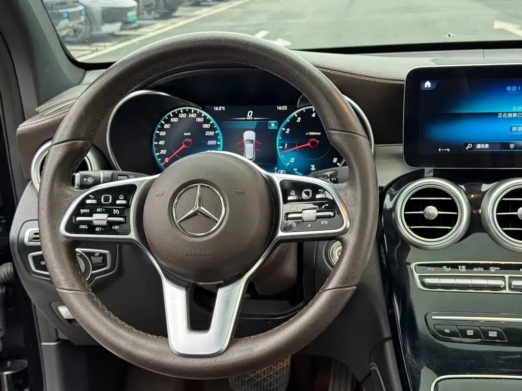 Mercedes-Benz GLC 2021 — фото 10