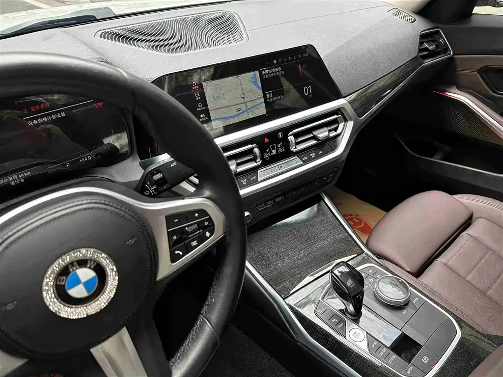 BMW 3 Series 2020 — фото 11