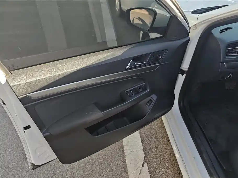 Volkswagen Lavida 2023