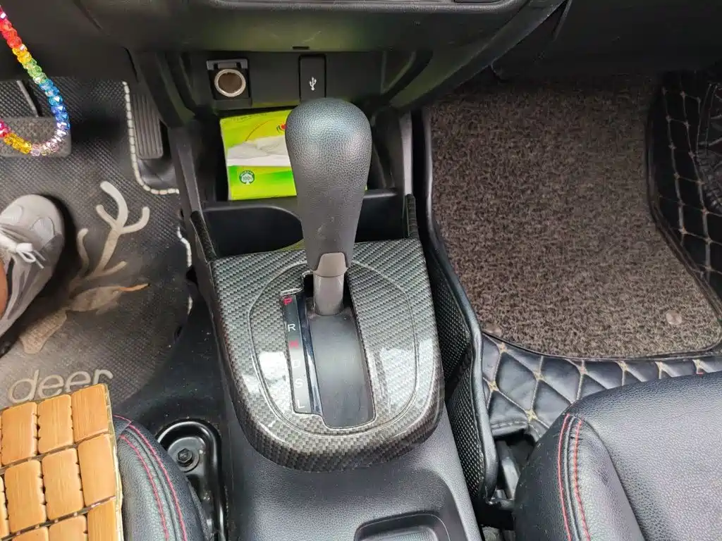 Honda Fit 2018 — фото 10