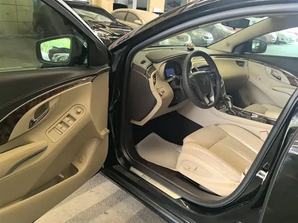 Buick LaCrosse 2014 — фото 16