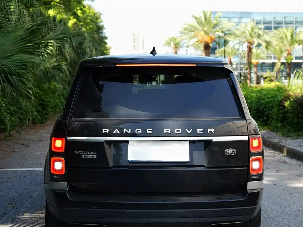 Land Rover Range Rover 2018 — фото 14