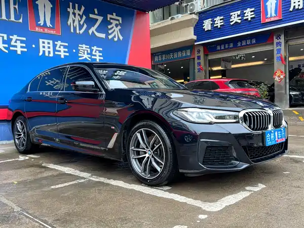 BMW 5 Series 2022