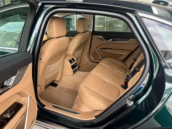Jaguar XFL 2025