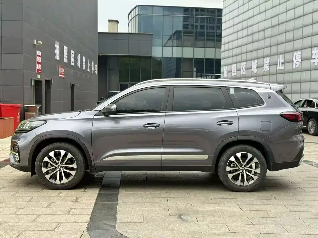 Chery Tiggo 8 2024 — фото 8