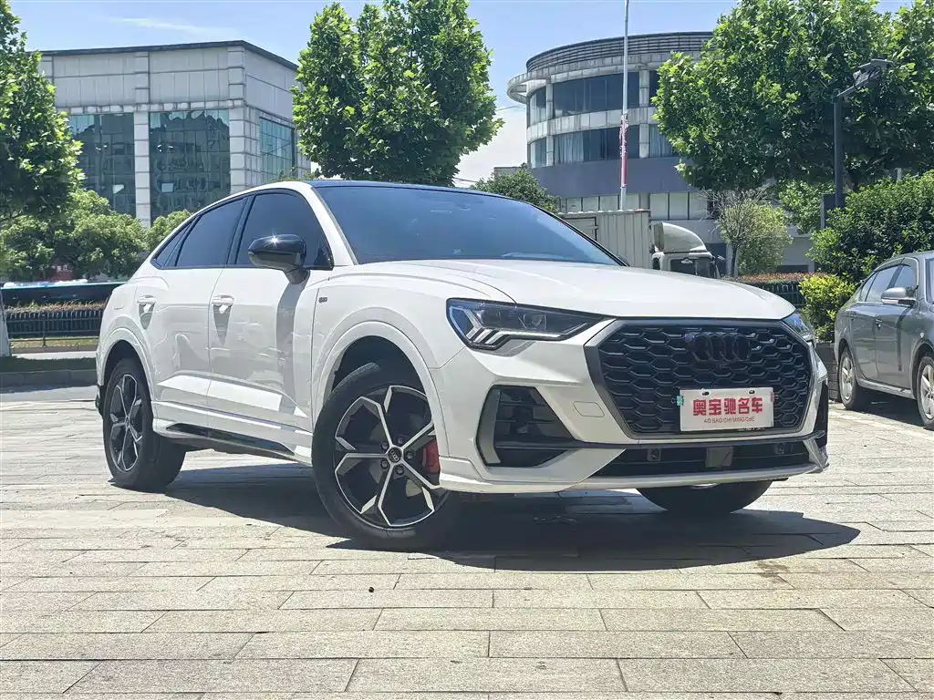 Audi Q3 Sportback 2025 — фото 3