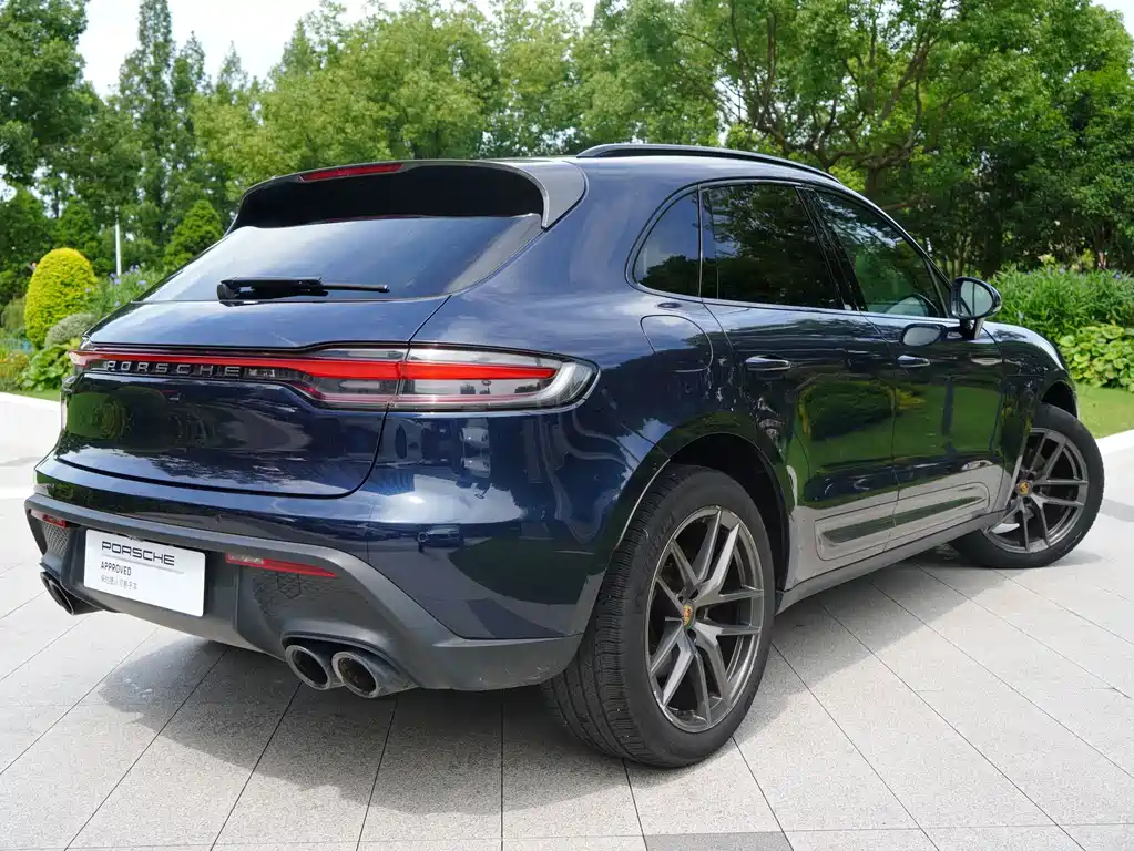Porsche Macan 2023 — фото 18