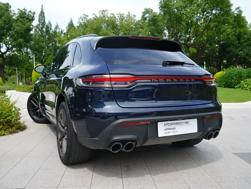 Porsche Macan 2023 — фото 20
