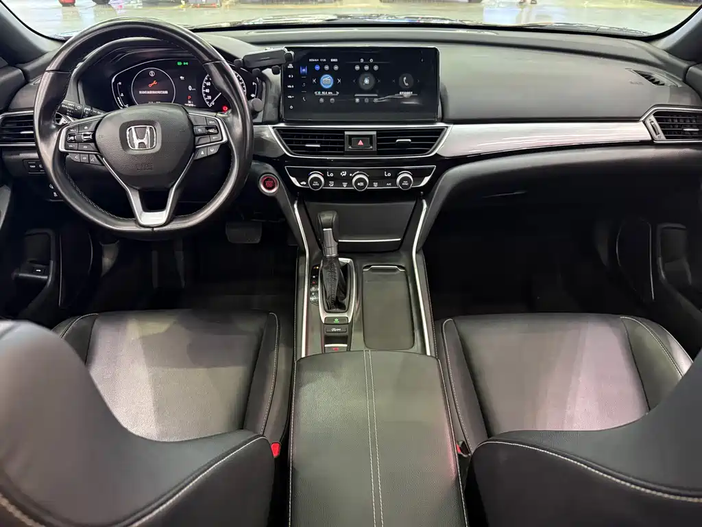 Honda Inspire 2022 — фото 20