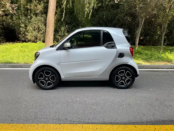smart fortwo 2018