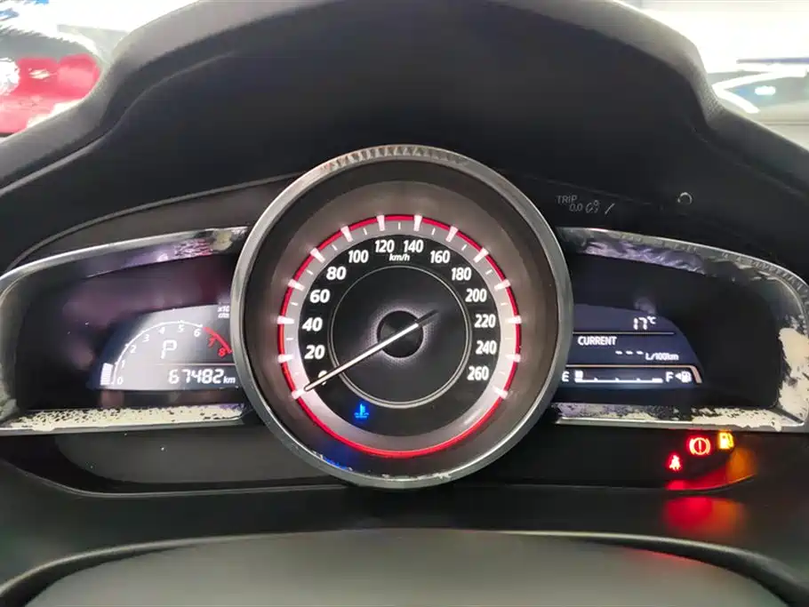 Mazda 3 Axela 2016 — фото 14