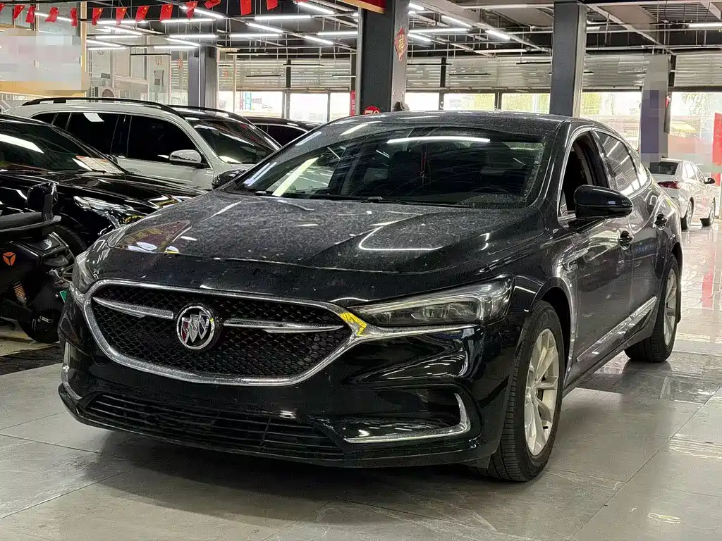 Buick LaCrosse 2023 — фото 1
