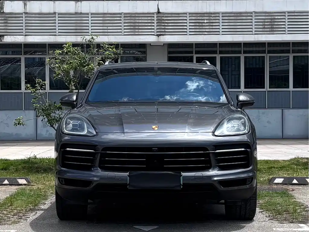 Porsche Cayenne Hybrid 2022 — фото 2