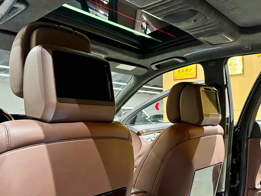 Mercedes-Benz S-Class 2011 — фото 15