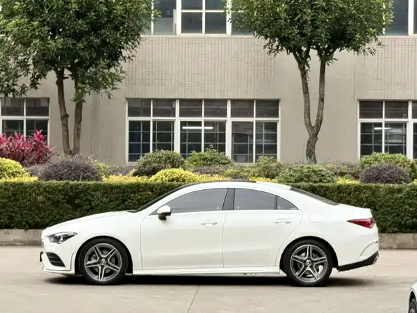 Mercedes-Benz CLA 2023