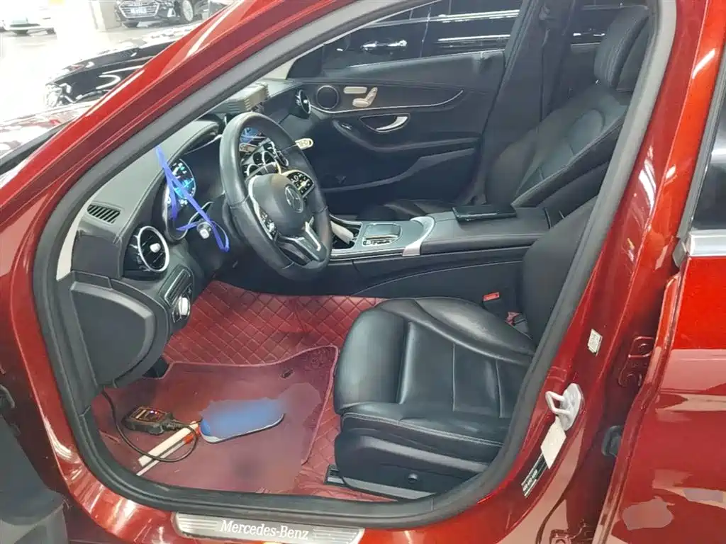 Mercedes-Benz C-Class 2019 — фото 15