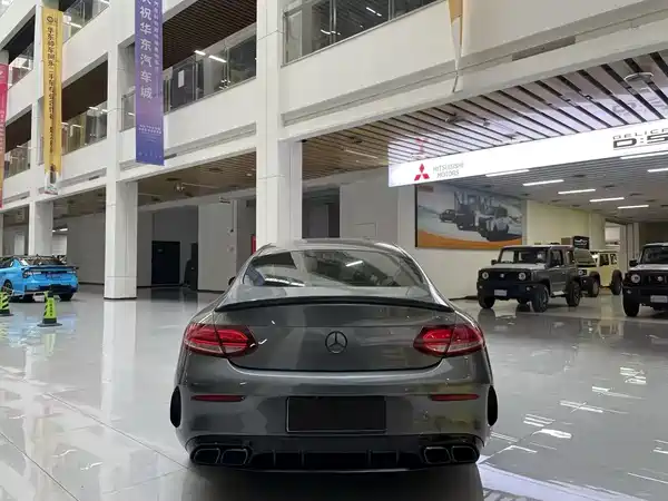 Mercedes-Benz C-Class 2021