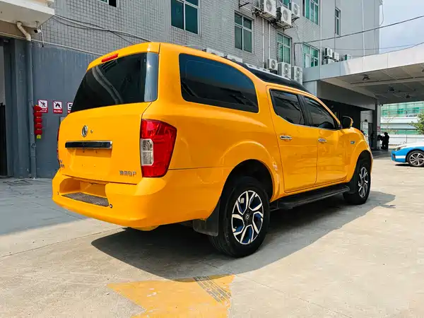 Dongfeng Ruiqi 6 New Energy 2022