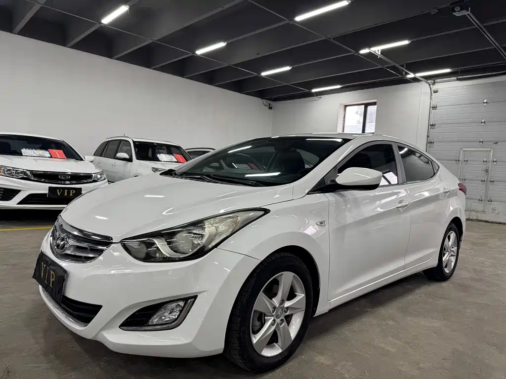 Hyundai Elantra 2014