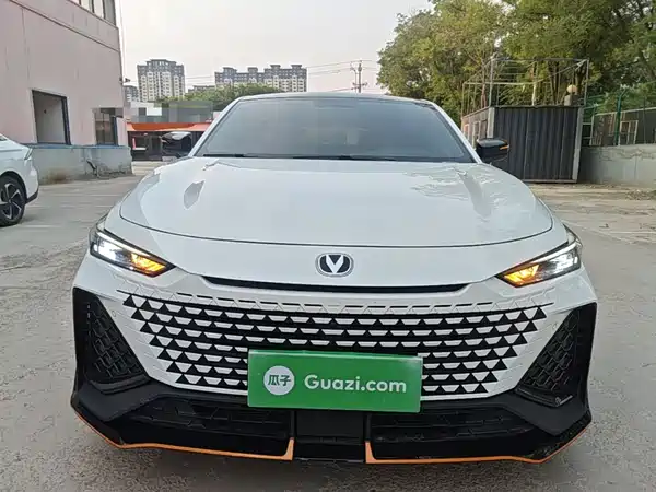 Changan UNI-V 2023