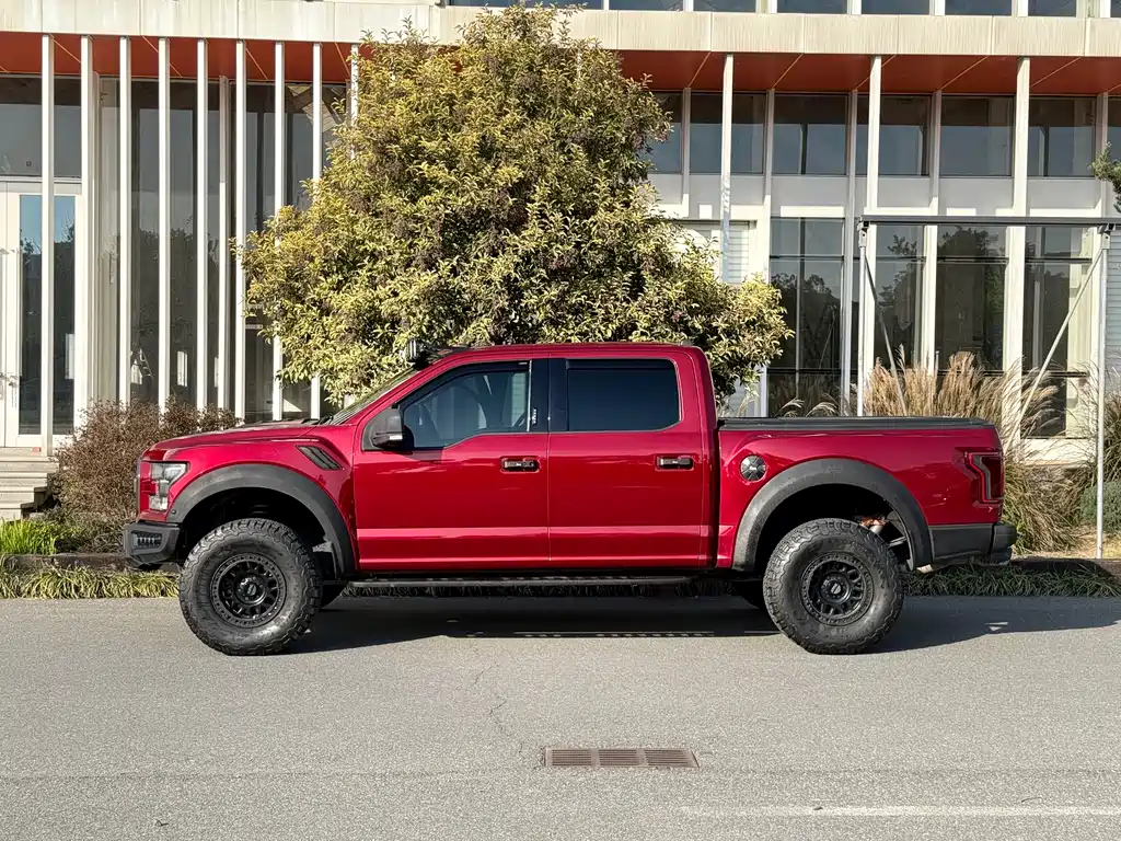 Ford F-150 Raptor 2020