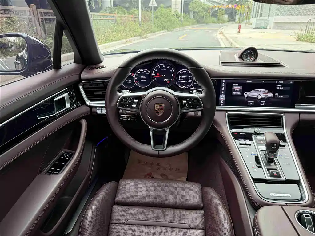 Porsche Panamera 2020 — фото 13