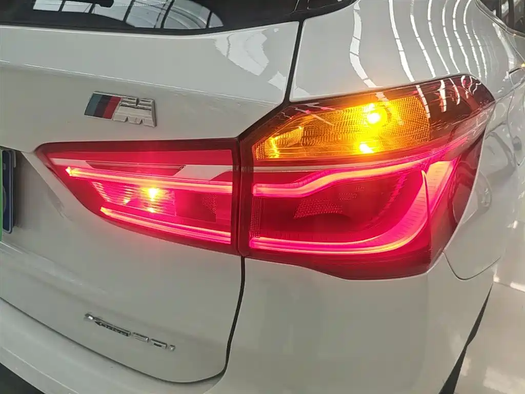 BMW X1 2018 — фото 24