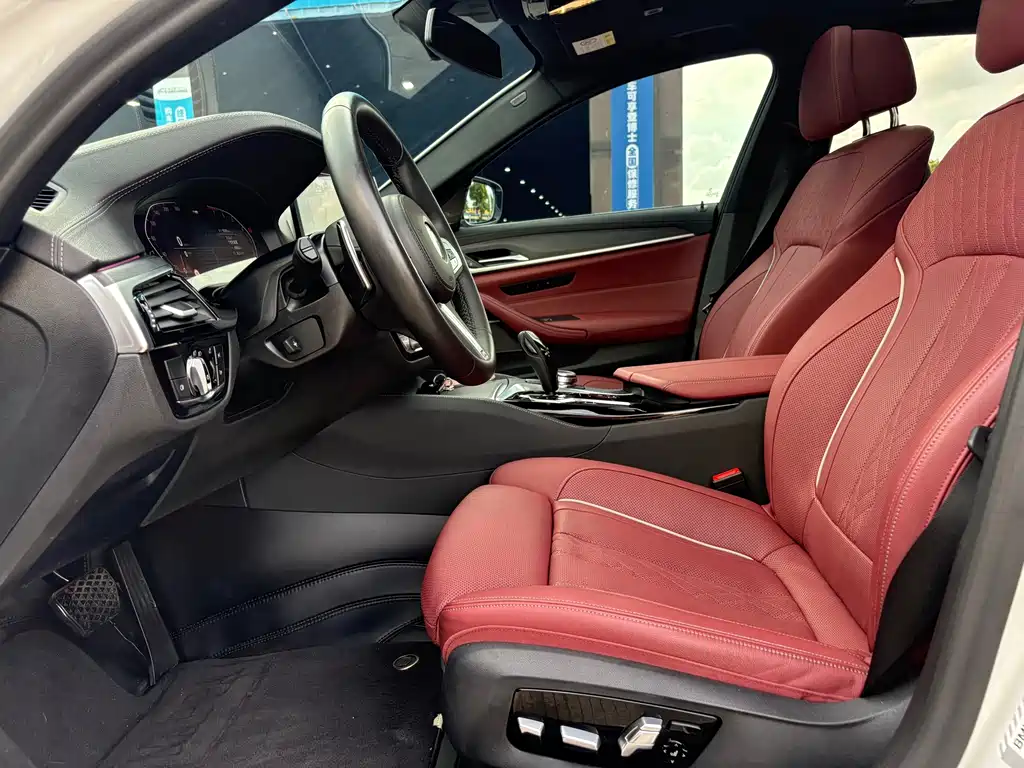 BMW 5 Series 2023 — фото 14