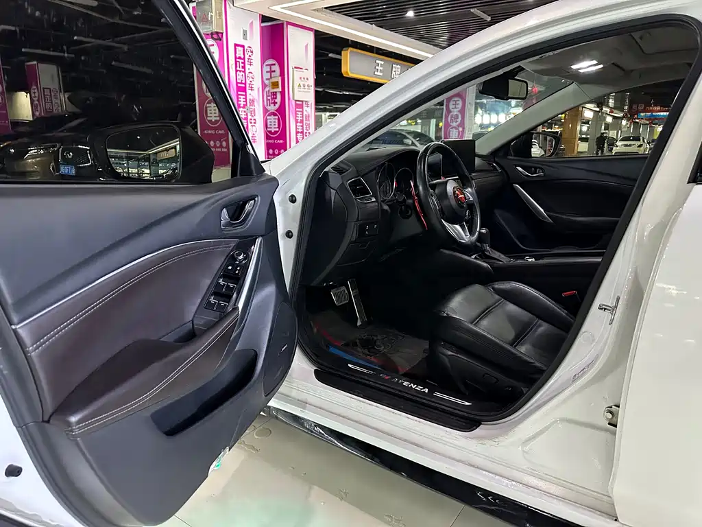 Mazda Atenza 2017 — фото 11