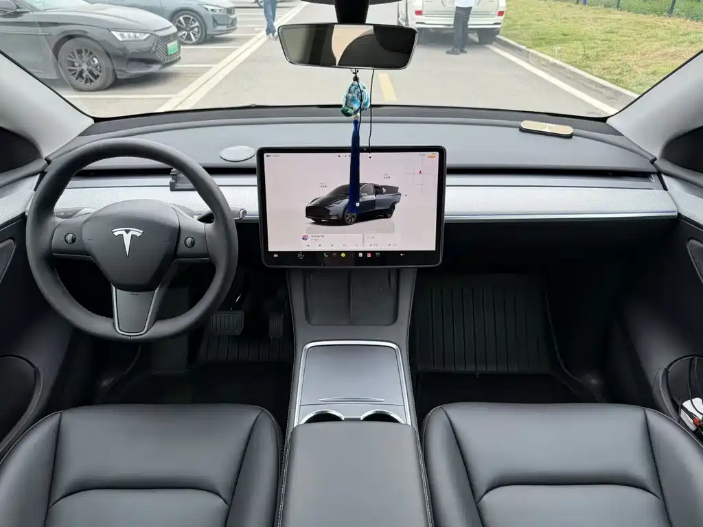 Tesla Model Y 2022 — фото 6