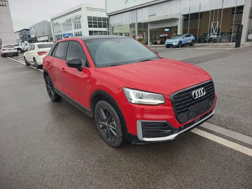 Audi Q2L 2021