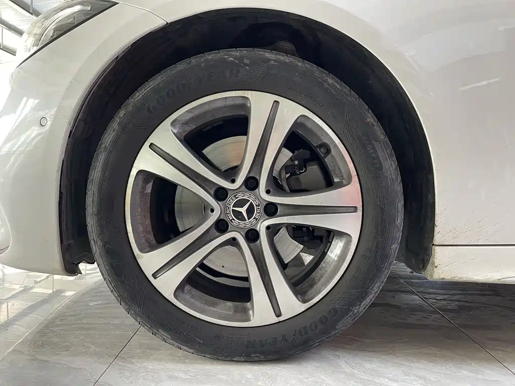 Mercedes-Benz C-Class 2022 — фото 14