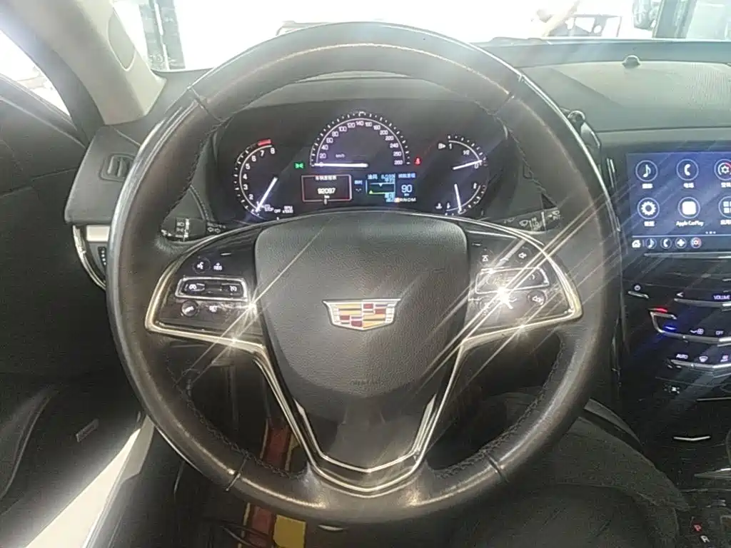Cadillac ATS-L 2018 — фото 11