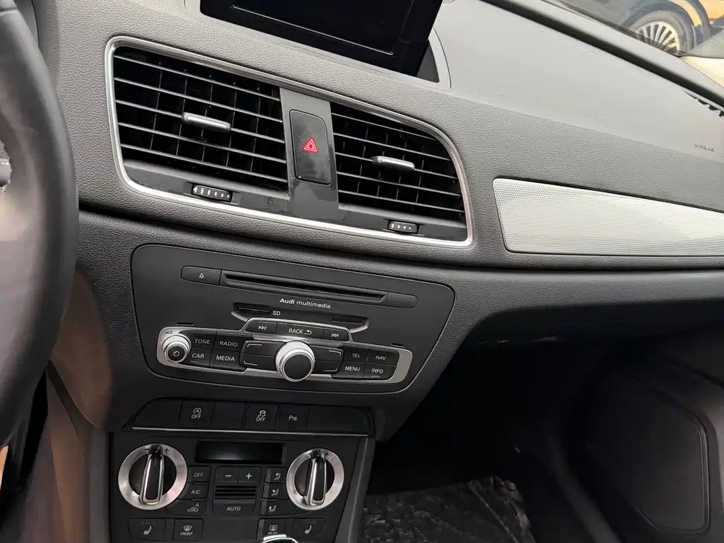 Audi Q3 2016