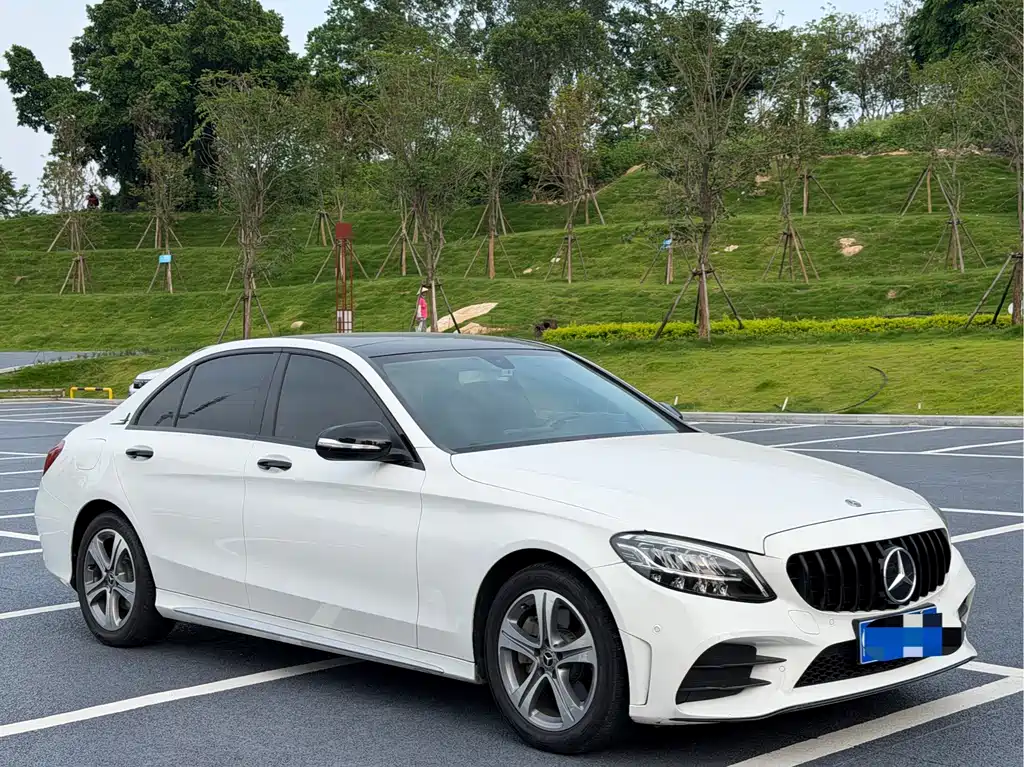 Mercedes-Benz C-Class 2019 — фото 3