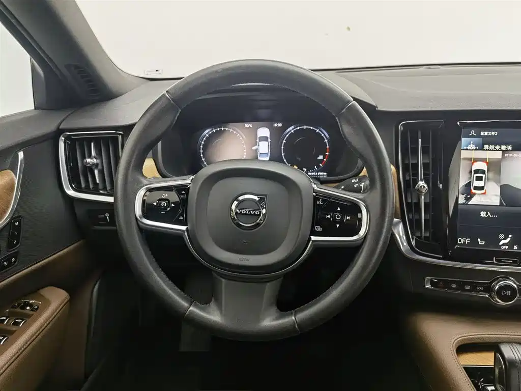 Volvo S90 2020 — фото 11