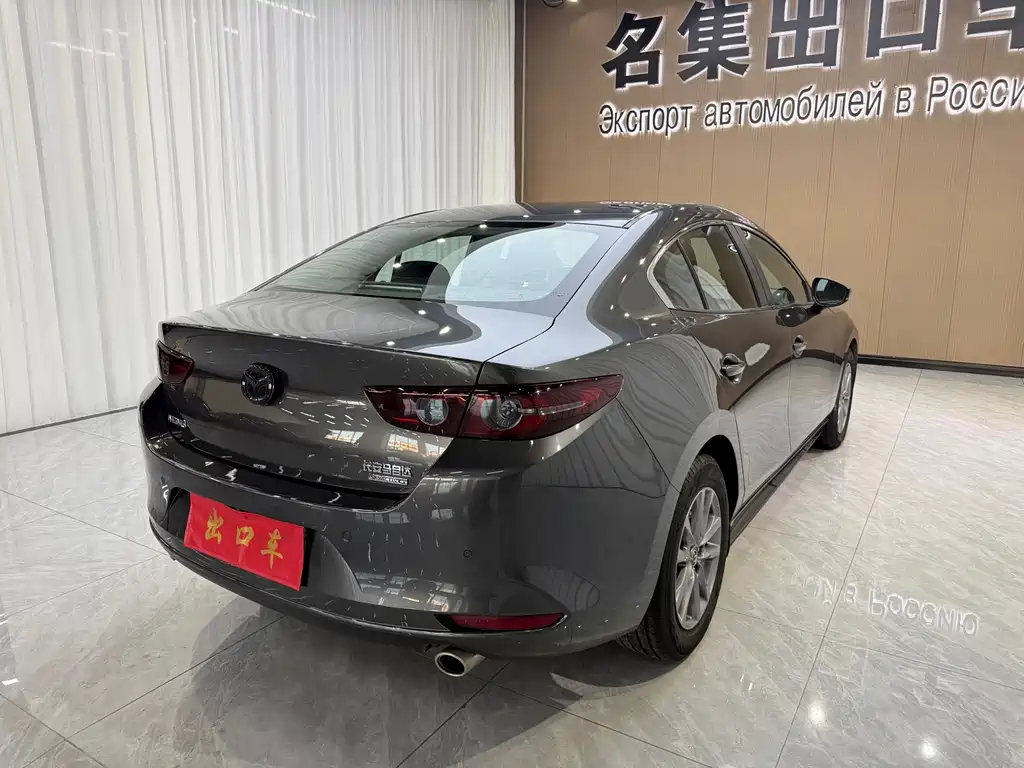 Mazda 3 Axela 2023