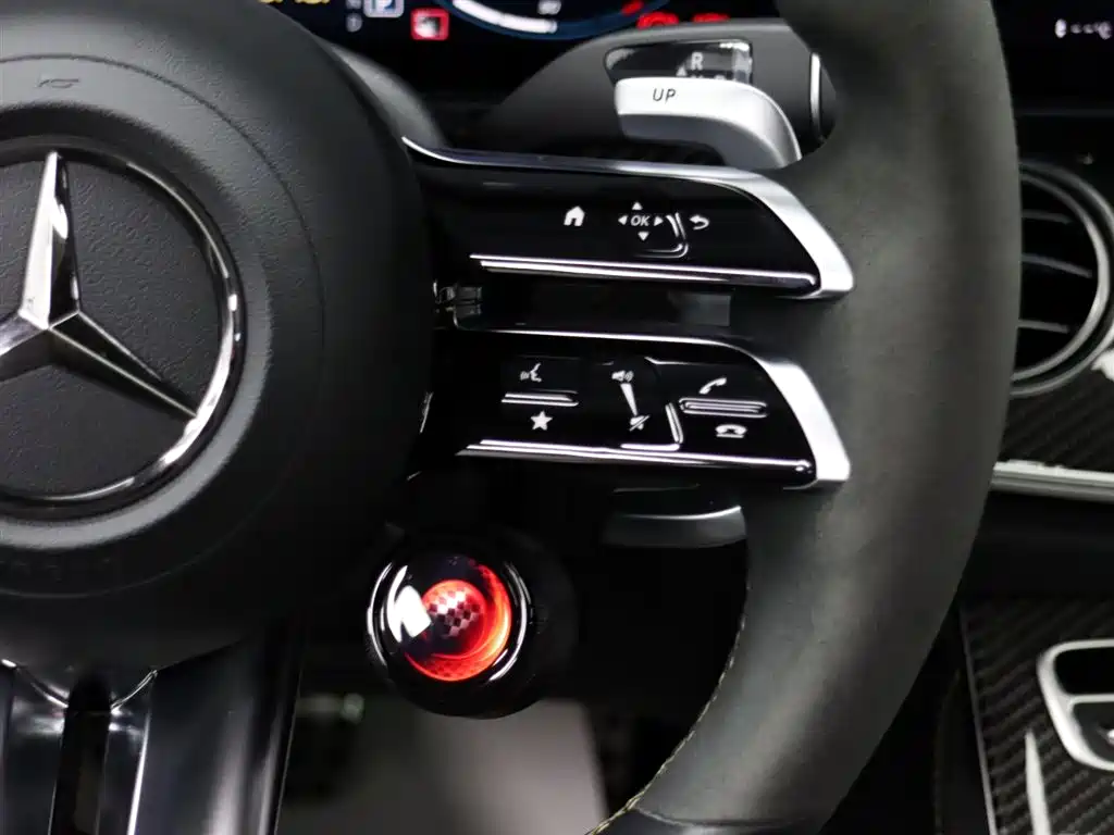 Mercedes-Benz E-Class AMG 2021 — фото 15
