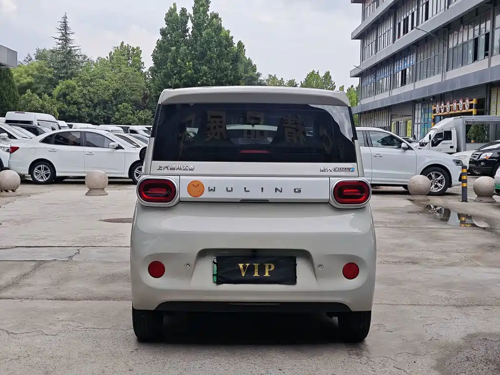 Wuling Hongguang MINIEV 2025