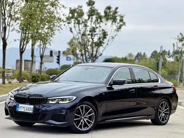 BMW 3 Series 2021
