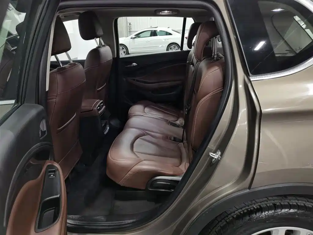 Buick Envision Plus 2018 — фото 15